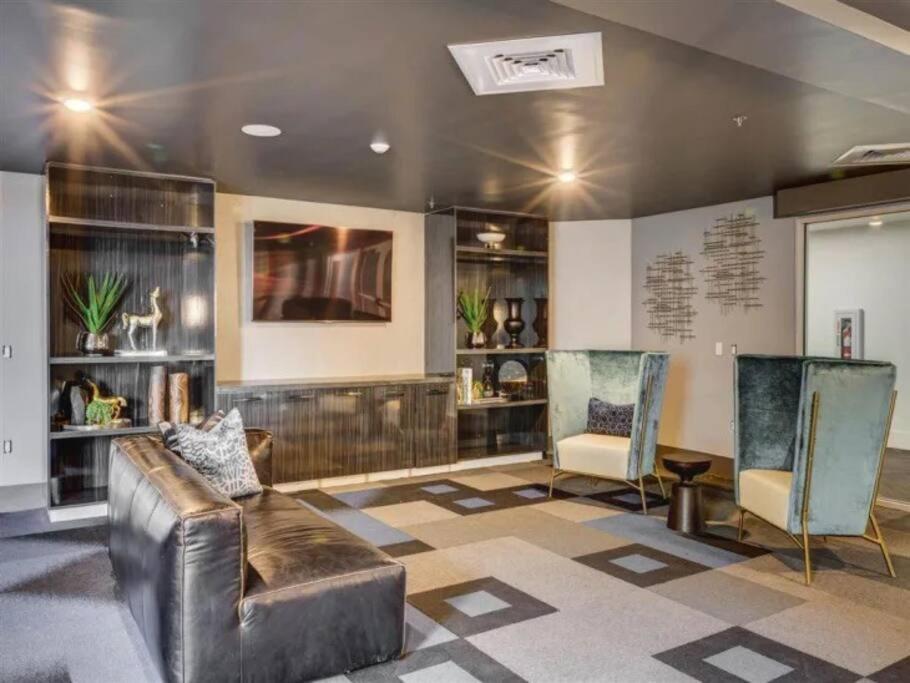 Lux 2 Bd Boho In Heart Of Slc