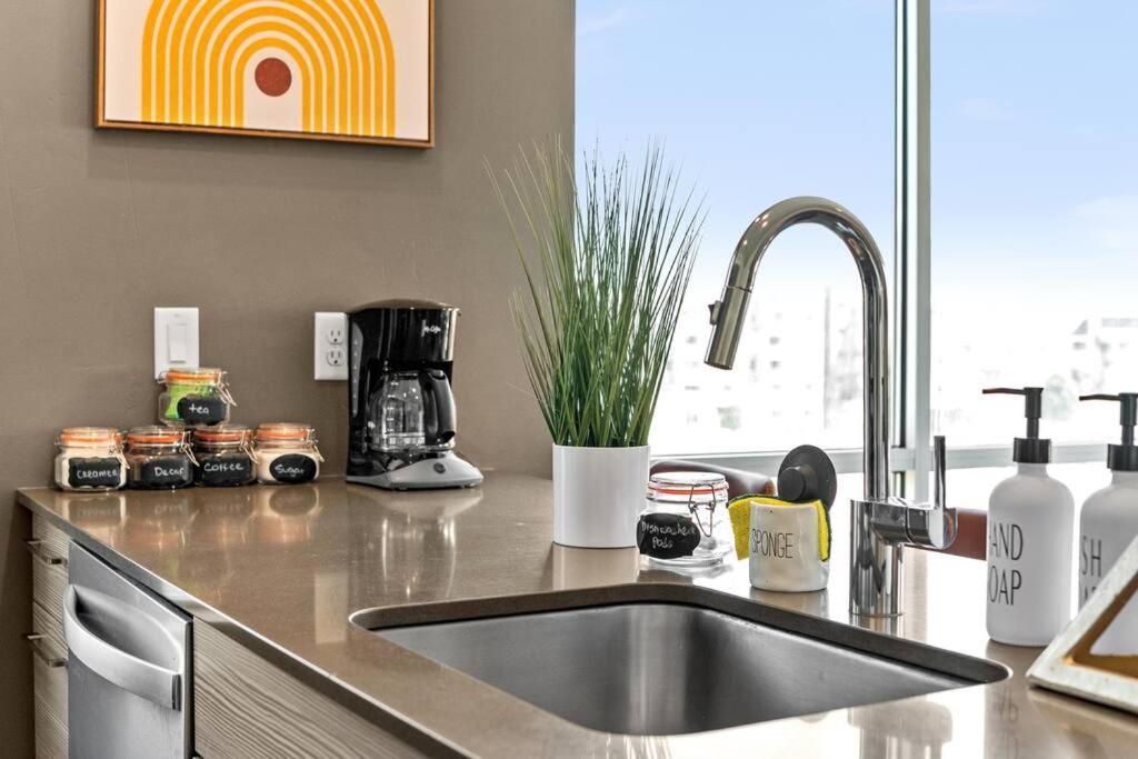 Lux 2 Bd Boho In Heart Of Slc Apartment Salt Lake City
